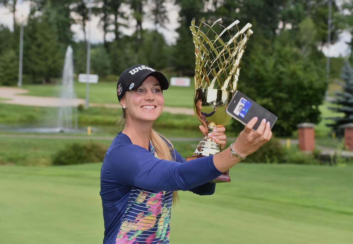 FDB1D1F6-A7FD-4696-8B16-A483BC9EBEAE