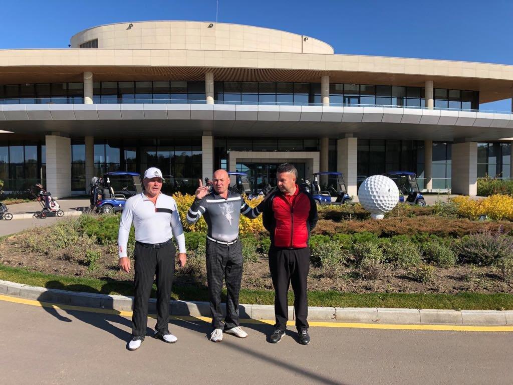 PHOTO-2018-11-20-09-57-09