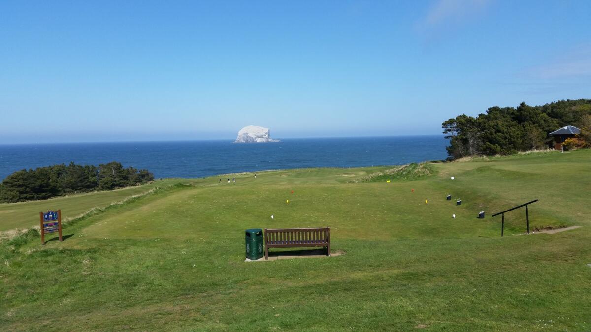 Glen-Club-jamka-9-Bass-Rock_WEB