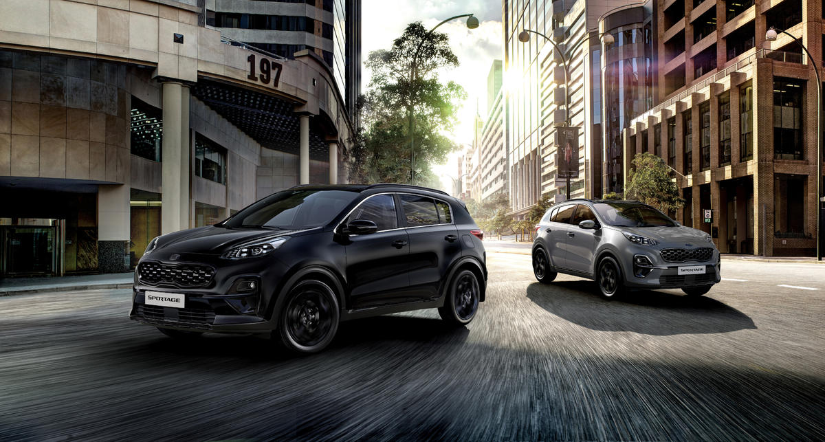 Sportage MY21 Black Edition_Double Packshot