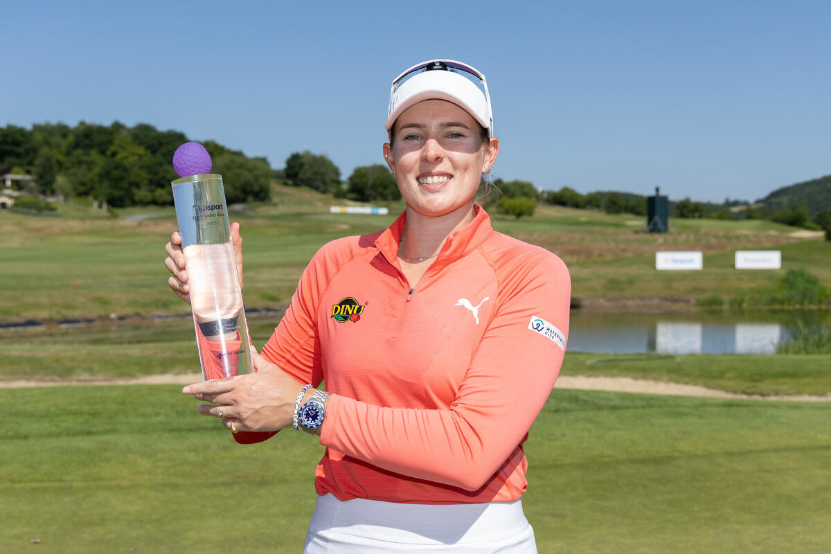 Casandra Alexander by Tristan Jones