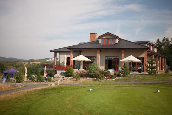 Corporate Golf League 2015 Pysely-1