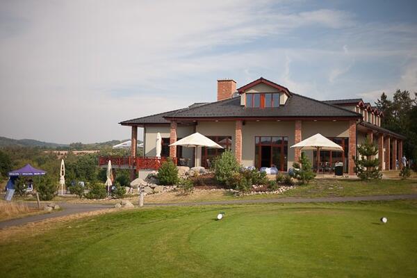 Corporate Golf League 2015 Pysely-1